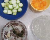 Foto langkah ke 1 dari resep Sayur Bening Oyong Soun Wortel.