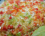 Foto del paso 3 de la receta: Merluza en salsa marinera y reducción Pedro Ximénez balsámico