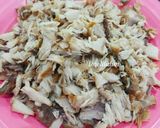 Foto langkah ke 2 dari resep Ikan Suwir Bumbu Rempah Pedas.