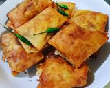 Foto langkah ke 5 dari resep Martabak Telur Mini.