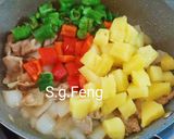 A picture of step 6 of Sweet and Sour Pork.