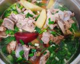 Hình bước làm 4 của món Xương heo hầm rau củ