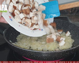 Foto del paso 3 de la receta: Risotto de setas y parmesano