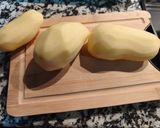Foto del paso 1 de la receta Alitas al horno con patatas y cebolla