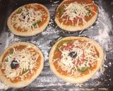 Une image de l'étape 1 de Mini pizzas, pâte magique et délicieuse.