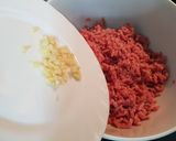 Foto del paso 1 de la receta Albóndigas caseras con zanahorias y champiñones