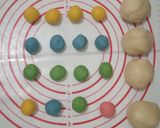 Foto langkah ke 4 dari resep Thousand Layer Mooncakes.