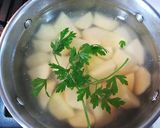 Foto del paso 1 de la receta: Patatas con almejas