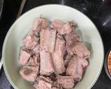 Hình bước làm 3 của món Sườn xào mặn ngọt siêu dễ làm