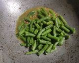 A picture of step 3 of Beans with Sesame Seeds.