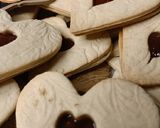 Une image de l'étape 7 de 🤎Sablés vanille coeur confiture (St Valentin).