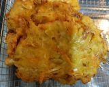 Foto langkah ke 4 dari resep Bakwan Jagung Sayur.