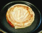 Foto langkah ke 6 dari resep Honey roll bread dari kulit roti tawar - super simple and yummy.