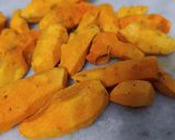 A picture of step 1 of Haldi Ka Achar.