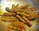 A picture of step 3 of Drumsticks sabji.