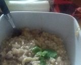 A picture of step 5 of Delicious risotto with leek and mushrooms :).