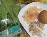 Gambar langkah 1 resipi Yee mee goreng.