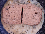 Sándwich de mozzarella, zanahoria y tomate envuelto en tortilla