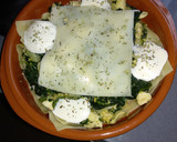 Foto del paso 4 de la receta: Lasaña de espinacas, coliflor y pollo gratinados