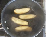 A picture of step 2 of Minatamis Na Saging (Sweetened Banana).