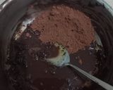 Foto langkah ke 2 dari resep Matilda Chocolate Cake.