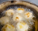 Foto langkah ke 4 dari resep Bola-bola Sukun Pisang Lumer.
