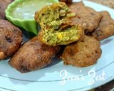 A picture of step 4 of Moth Bean and Bengal Gram Daal Vadas.