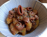 Foto del paso 7 de la receta: Calamares encebollados con patatas