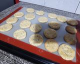 Foto del paso 4 de la receta: Galletitas saladas con harina de arroz
