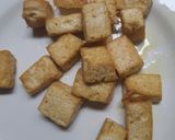 Foto langkah ke 1 dari resep Oseng Sarden Tahu.