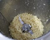 A picture of step 2 of Pesto sauce with cashew nuts.