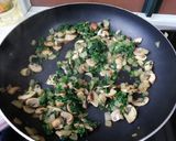 Foto del paso 4 de la receta: Arroz meloso con Verduras y Pechuga de Pollo🍗🍄🟫