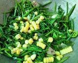 Foto langkah ke 2 dari resep Tumis Pakis SatSet.