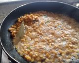 A picture of step 1 of Hara bhara kebab.
