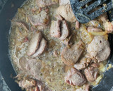 Foto del paso 3 de la receta: Solomillo de cerdo con cerveza, champiñones y jamón