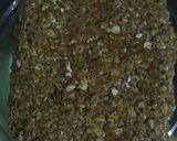 A picture of step 5 of Oats jaggery bars.