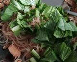 Foto langkah ke 2 dari resep Bihun Goreng Spesial.