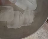 A picture of step 2 of Dry fruit lassi.