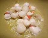 A picture of step 2 of Scallop and zucchine risotto.