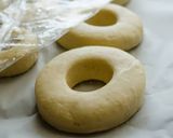 A picture of step 5 of Donuts 🍩.