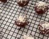 A picture of step 8 of Truffles cheesecake.