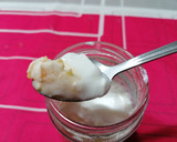 Foto del paso 5 de la receta: Yogur con tropezones de caqui (sin yogurtera)