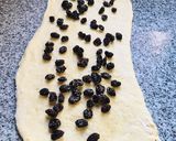 Foto del paso 6 de la receta: Rollos dulces con pasas de uva