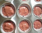 Foto langkah ke 4 dari resep Red Velvet Cupcake Ekonomis.