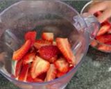 A picture of step 2 of Strawberry 🍓 Ice Cream without any cream.