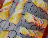 Une image de l'étape 7 de Tresse Feuilletée au praline Rose 🌷🌷🌷🌷🌷🌷.