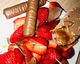 Foto del paso 2 de la receta: Snack Plato de fresas ricas