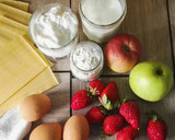 Foto del paso 1 de la receta: Postre de lasaña con manzana y fresas