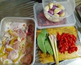 Foto langkah ke 1 dari resep Garang Asem Ayam Praktis rasa Mantap.