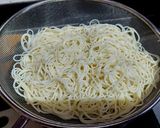 A picture of step 3 of Street-Style Bengali Chicken Chowmein.